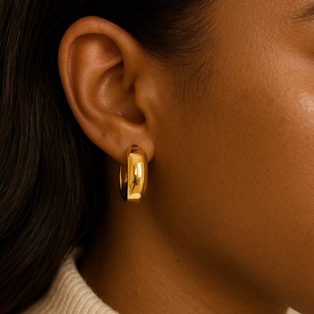 14K Yellow Gold Wide Medium Hoop Earrings | Snap Lock