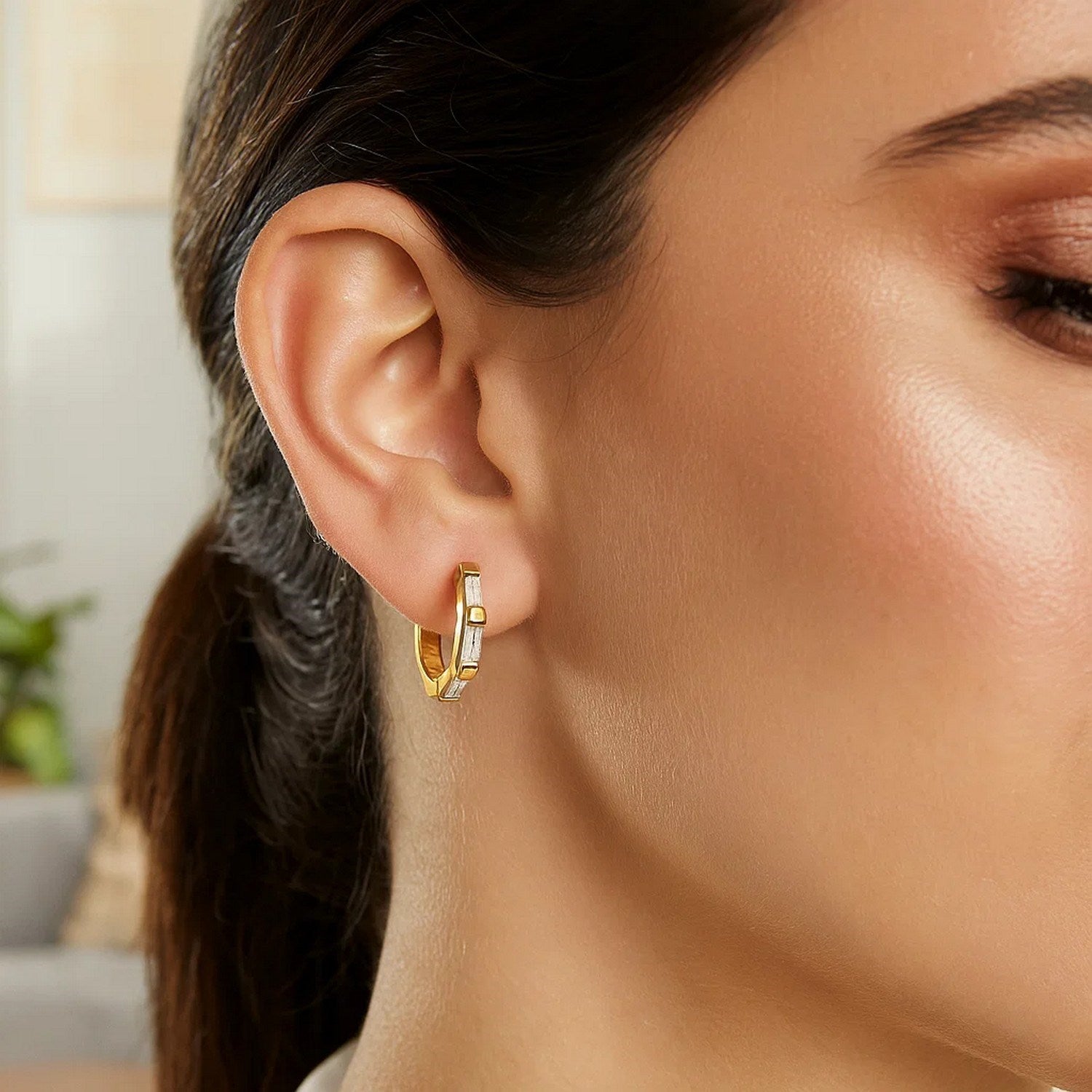 14k Yellow Gold Petite Octagonal Hoop Earrings