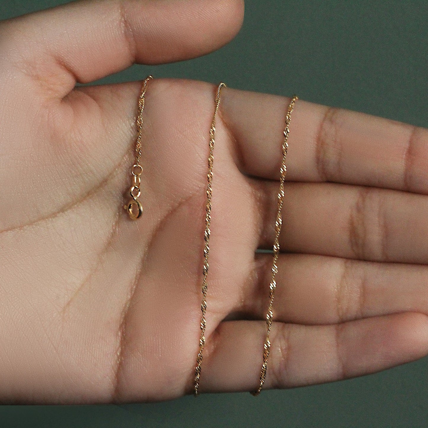 10K Yellow Gold Singapore Chain Necklace (1.50 mm)