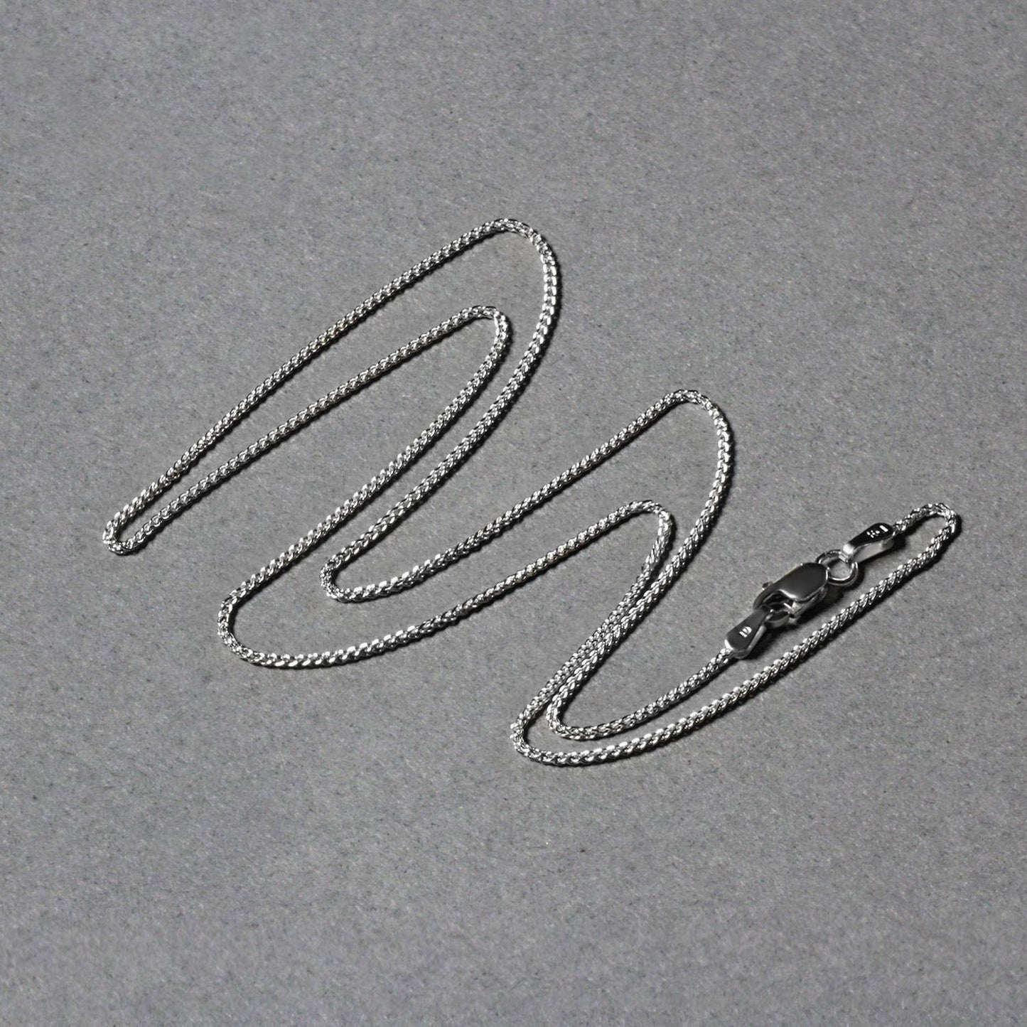 14K White Gold Round Wheat Chain Necklace (1.00 mm)