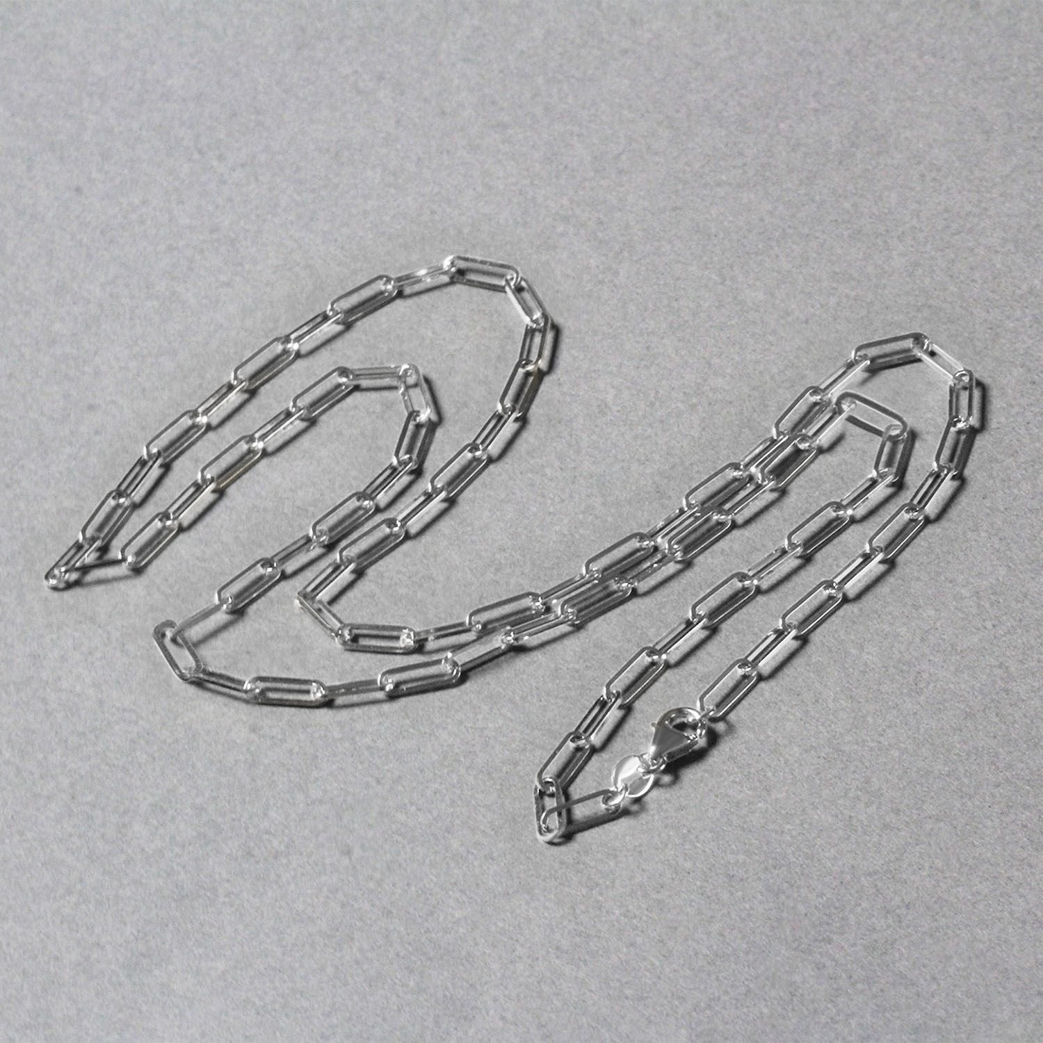 14K White Gold Paperclip Chain 2.50mm | Solid Gold, Lobster Clasp