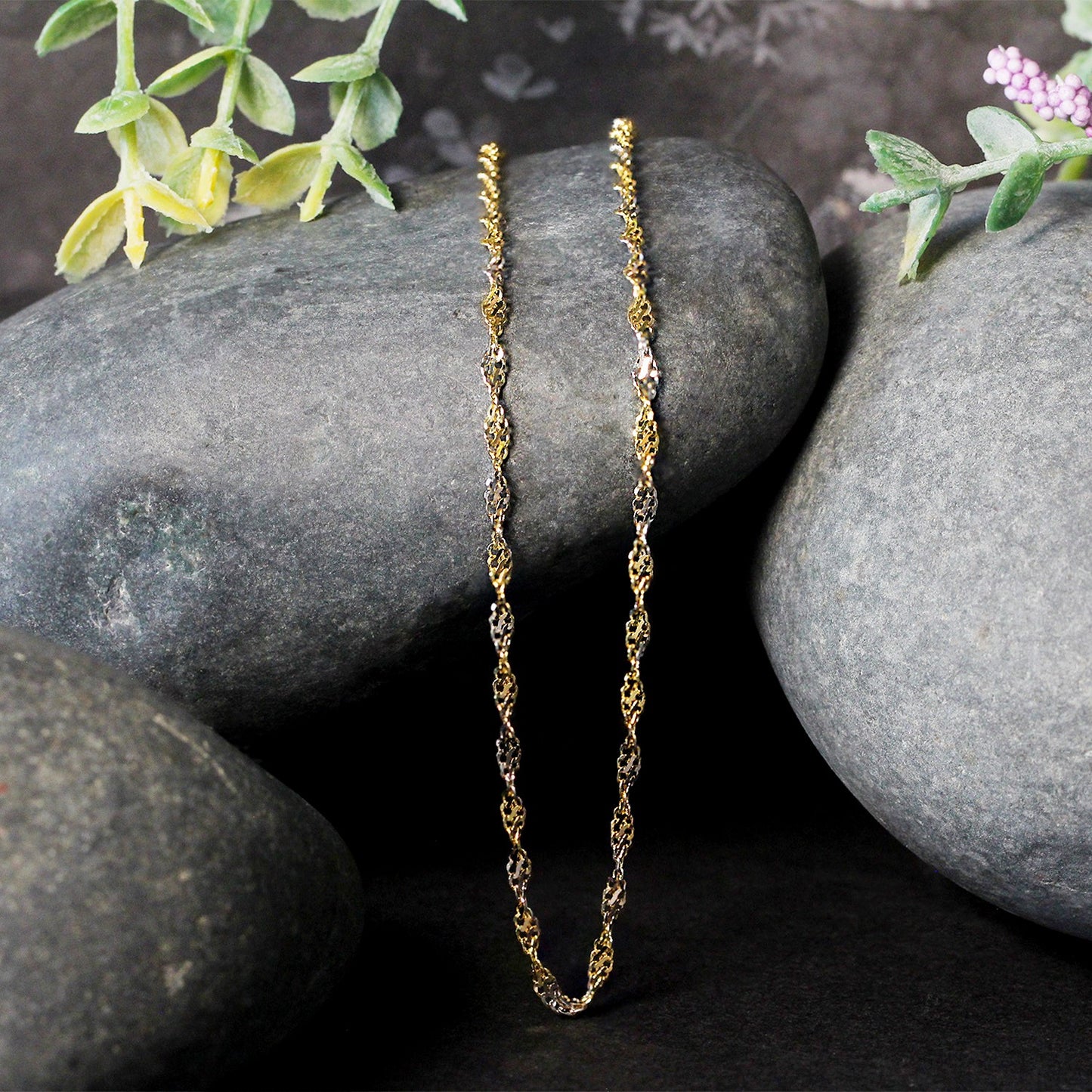 14K Two-Tone Gold Singapore Chain Necklace (2.50 mm)