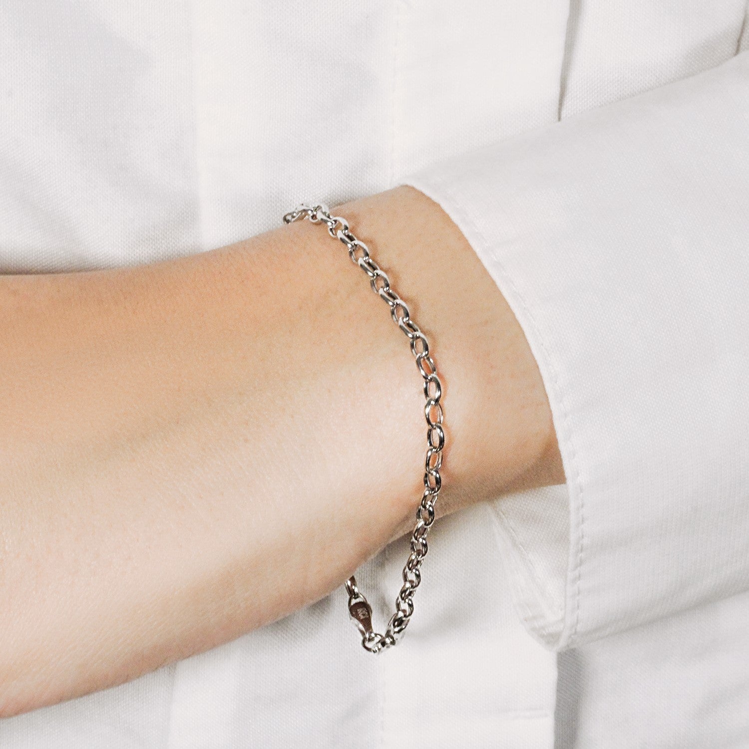 14K White Gold Oval Rolo Bracelet (3.20mm)