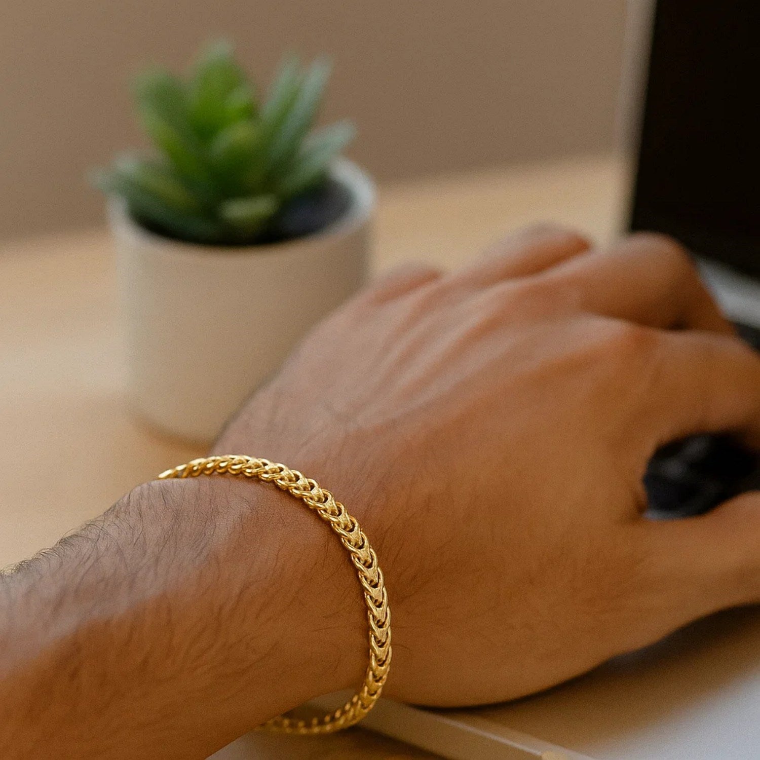 14K Yellow Gold Square Franco Bracelet (4.40mm)