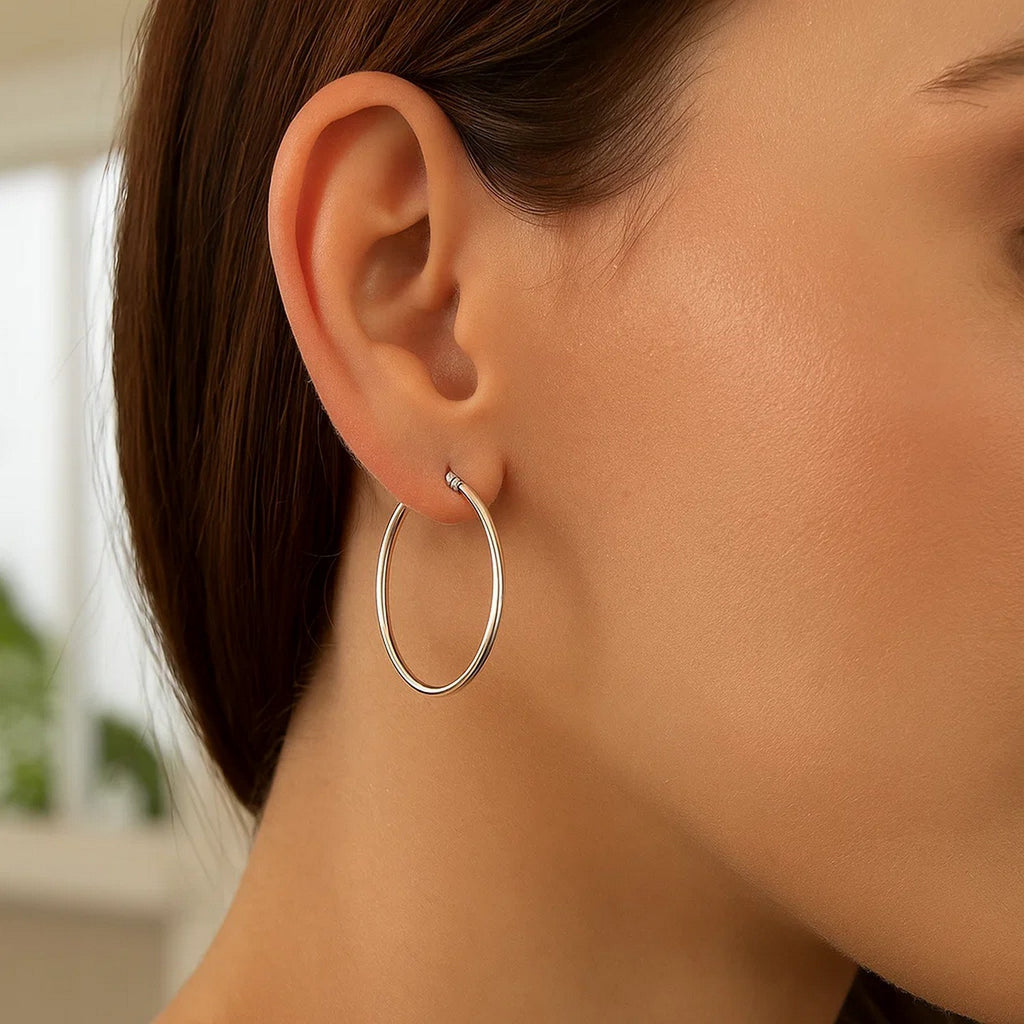14k White Gold Polished Hoop Earrings (2x30mm)