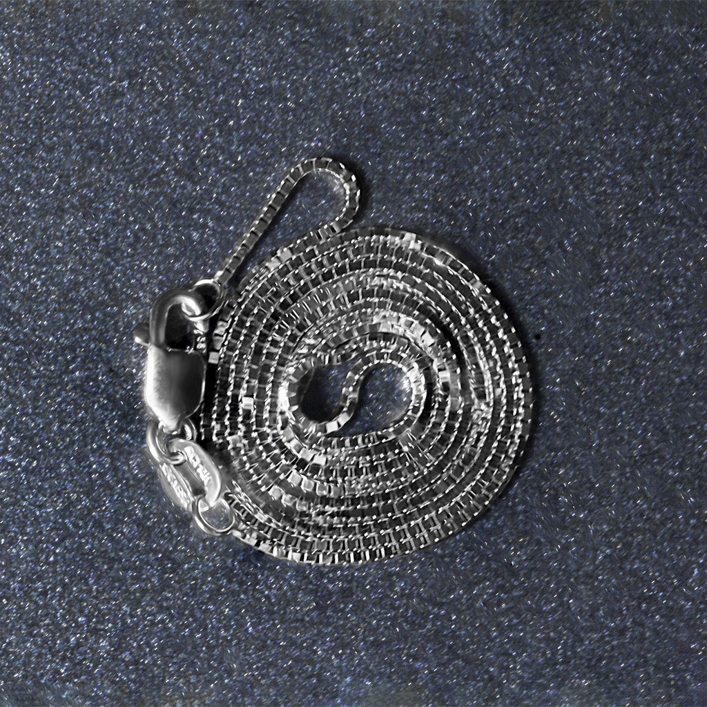 14k White Gold Classic Box Chain (0.75 mm)