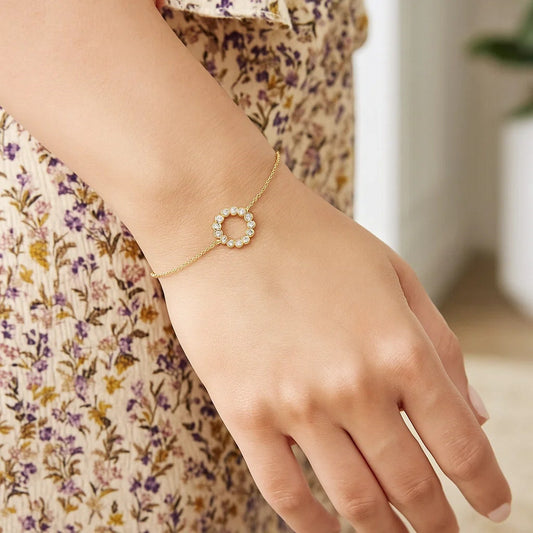 14K Yellow Gold Diamond Circle Bracelet, 7.25"