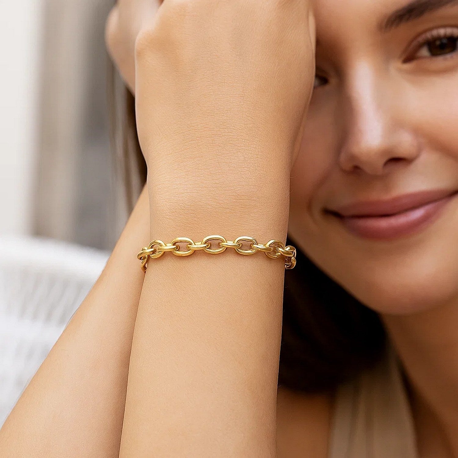 14K Yellow Gold Charm Lock Rolo Chain Bracelet (5.10mm)