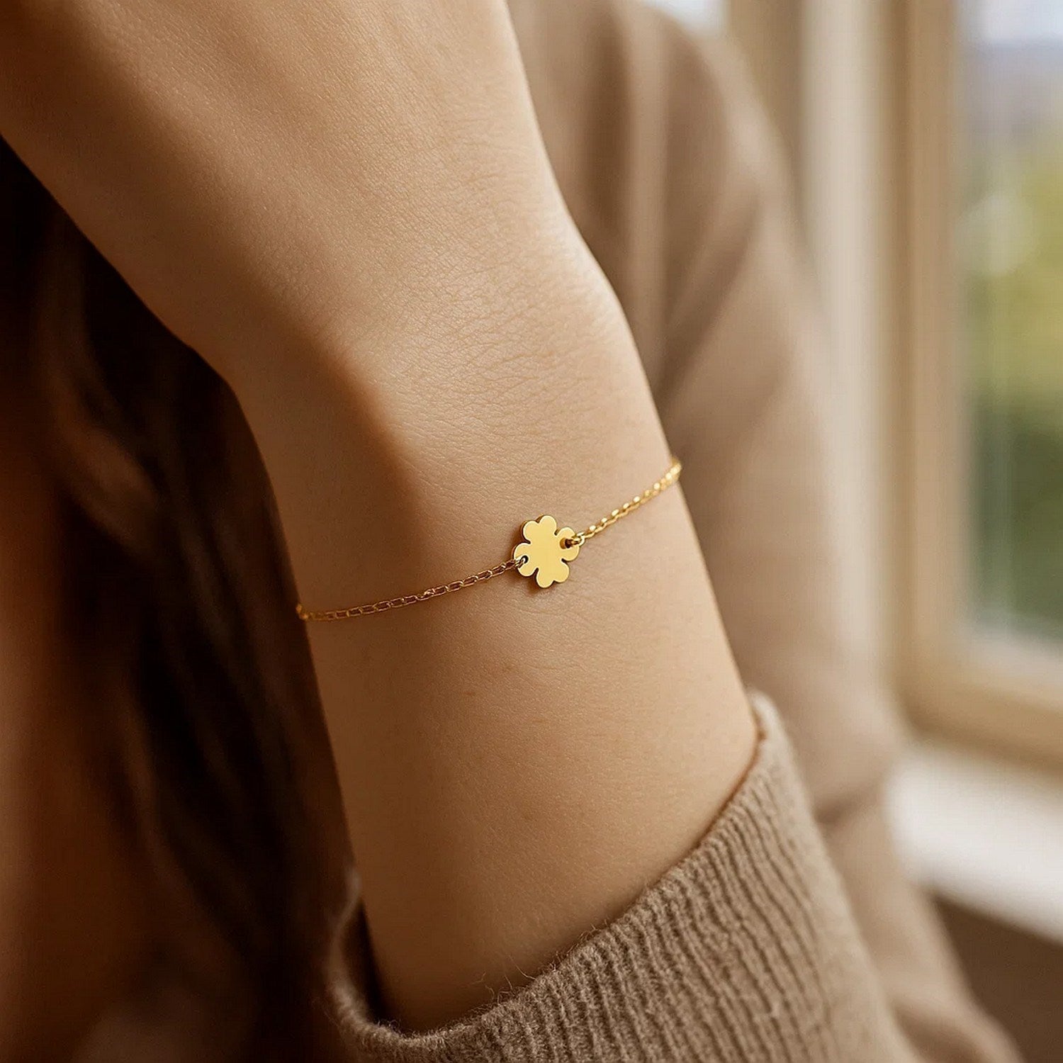 14K Yellow Gold Clover Bracelet