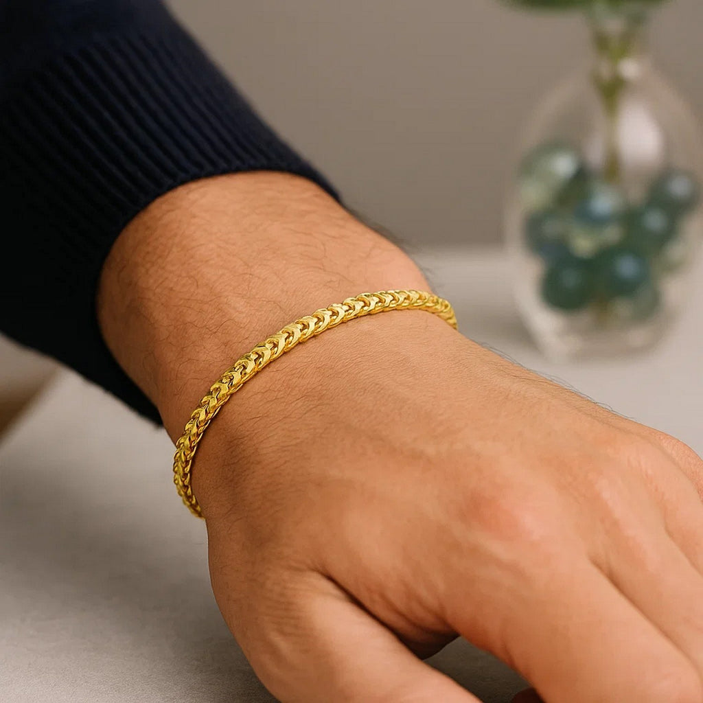 14K Yellow Gold Solid Diamond Cut Round Franco Bracelet (4.60mm)