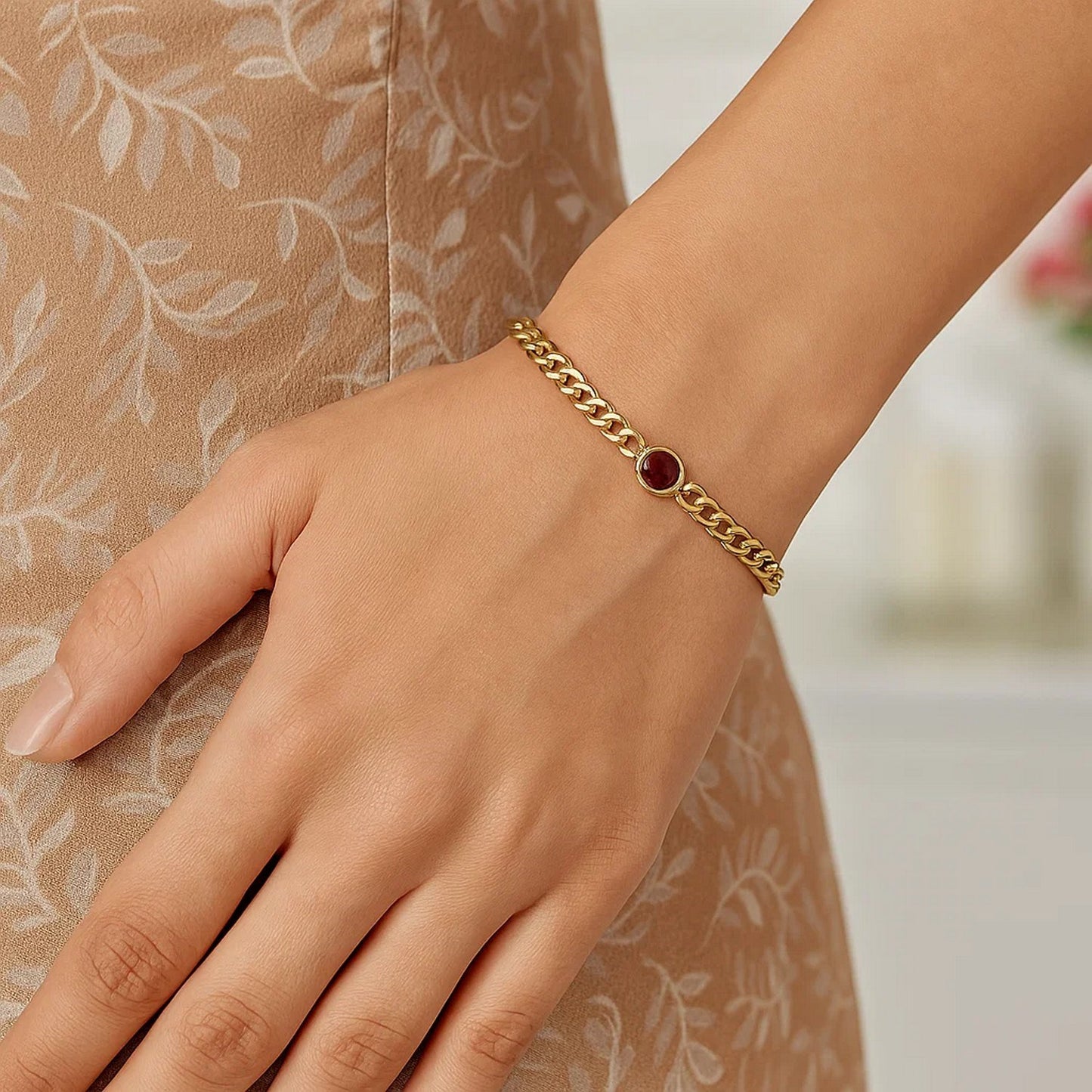 14K Yellow Gold Garnet Curb Chain Bracelet (3.60 mm)