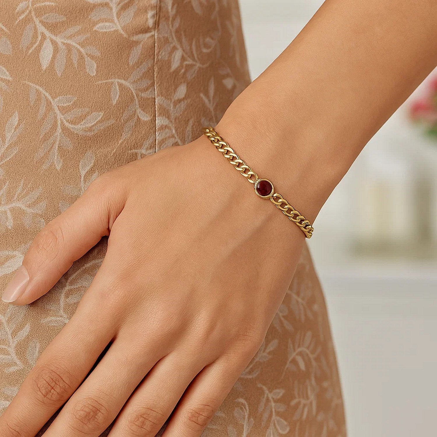 14K Yellow Gold Garnet Curb Chain Bracelet (3.60mm)