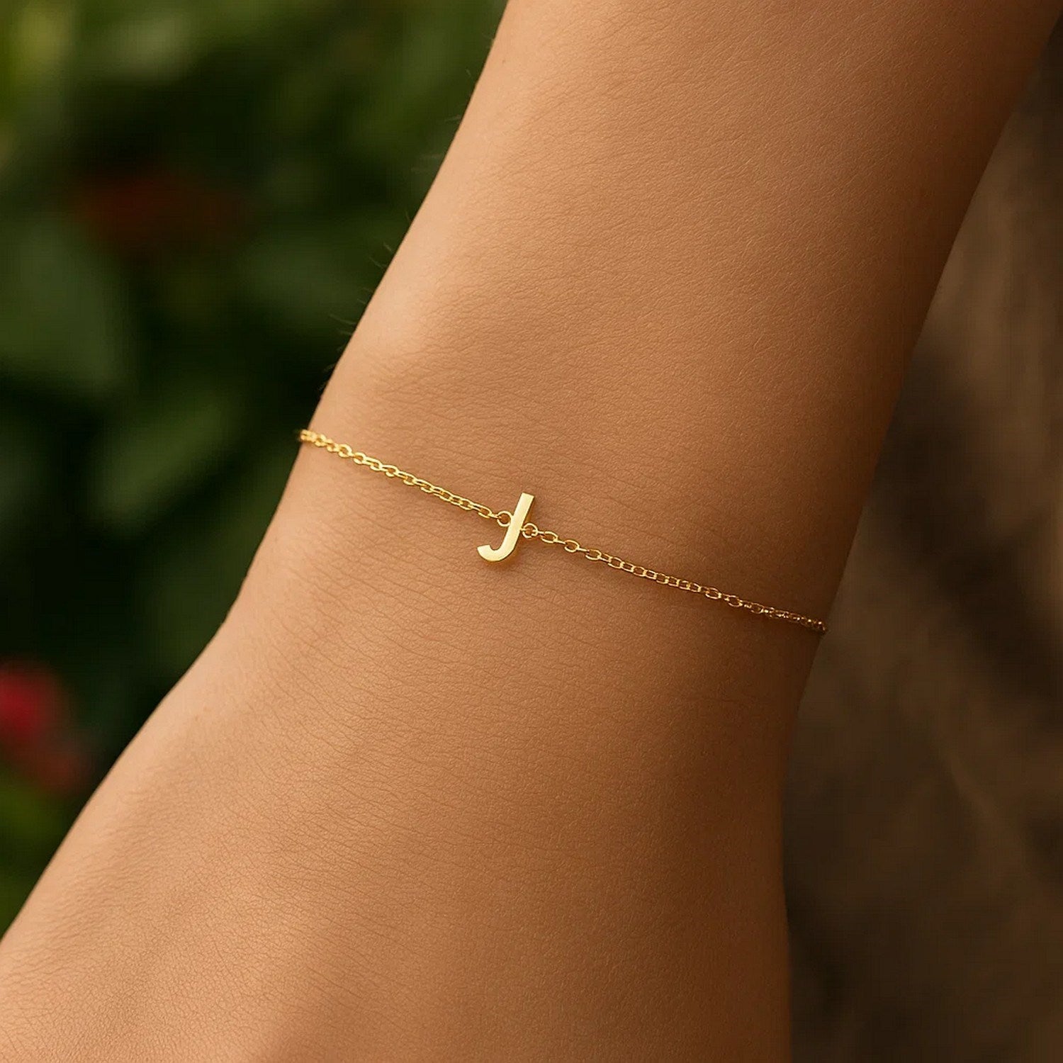 14K Yellow Gold Women's Mini Initial J Bracelet – 7 Inches – 14K Gold