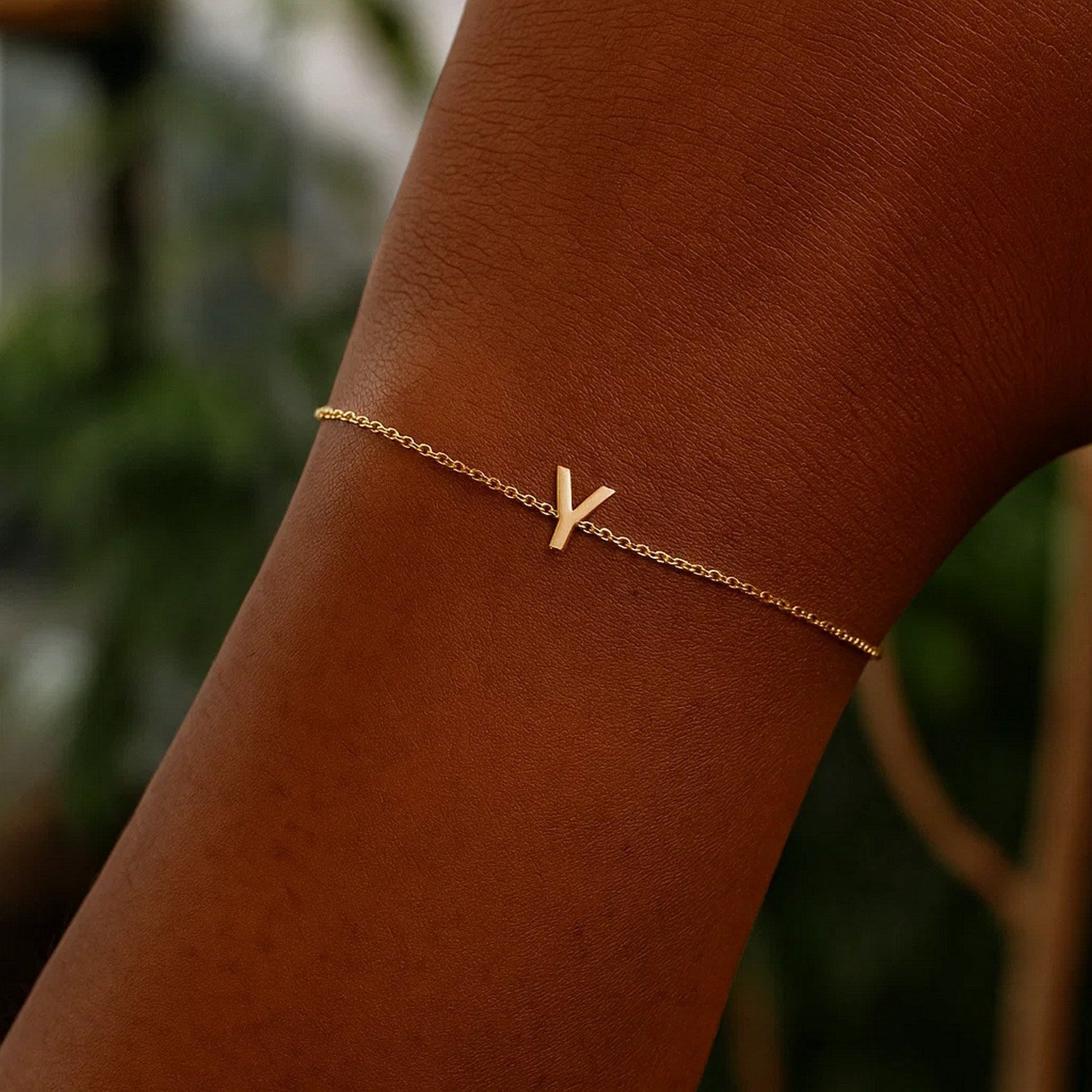 14K Yellow Gold Women's Mini Initial Y Bracelet – 7 Inches – 14K Gold
