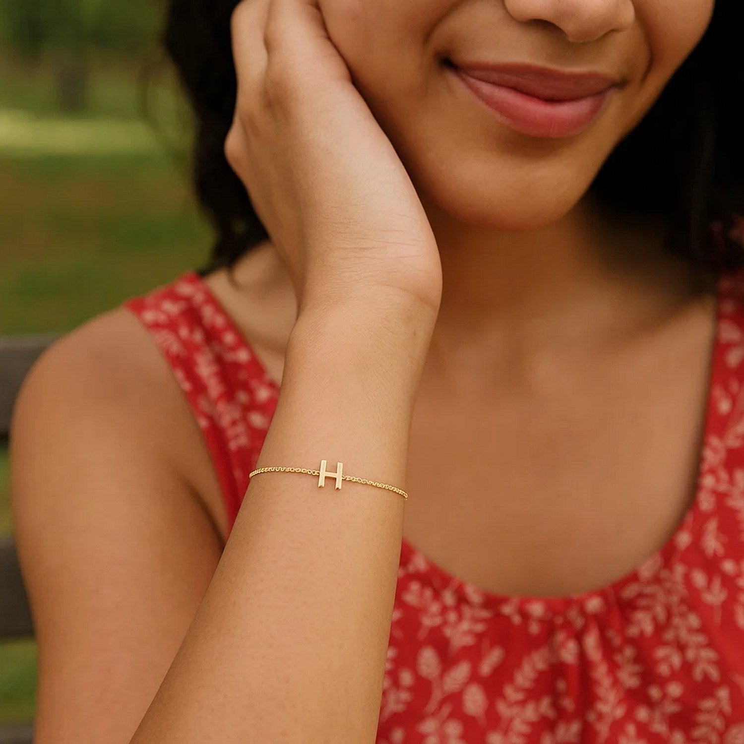 14K Yellow Gold Women's Mini Initial H Bracelet – 7 Inches – 14K Gold