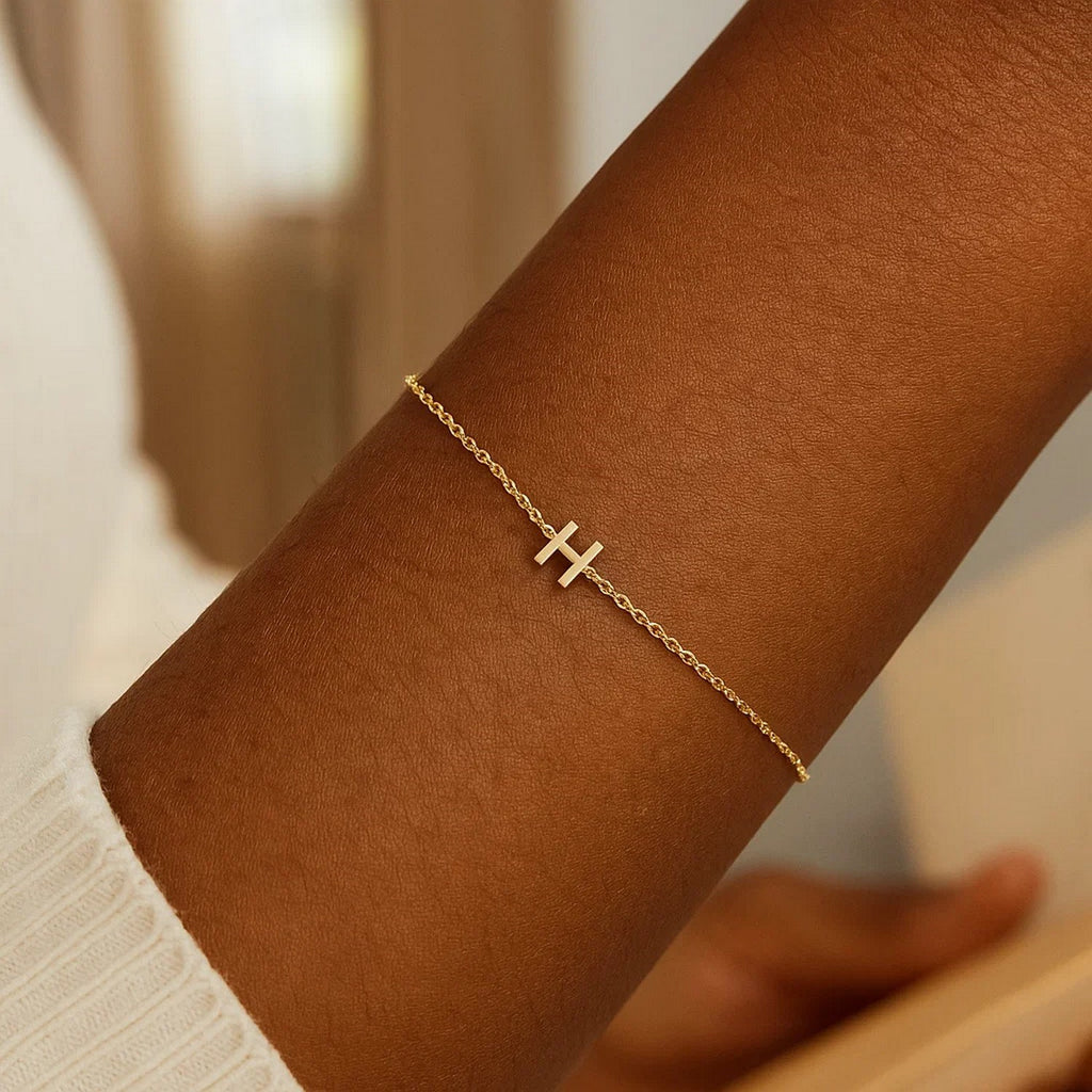 14K Yellow Gold Women's Mini Initial H Bracelet – 7 Inches – 14K Gold