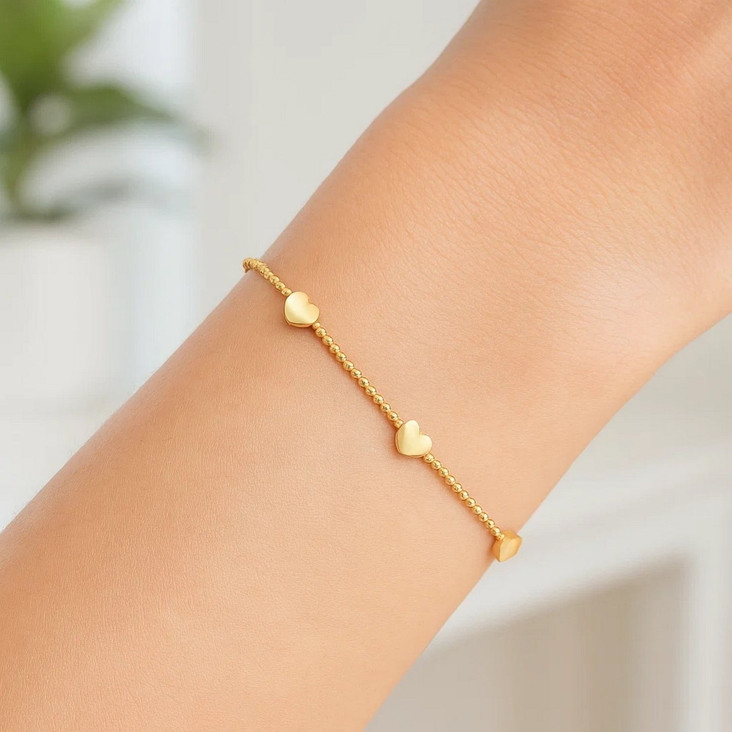 14K Yellow Gold Heart Station Beaded Bracelet 7"
