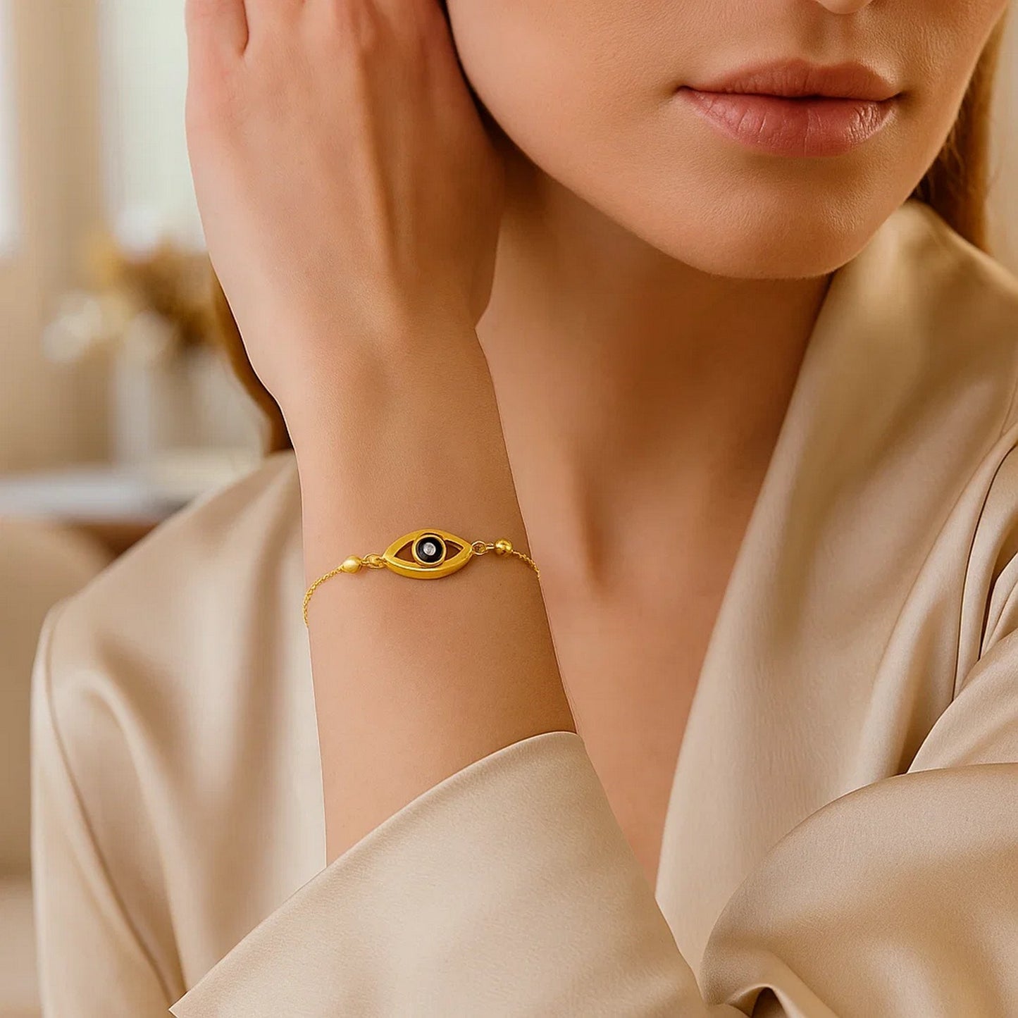 14k Yellow Gold Adjustable Evil Eye Bracelet (1.00 mm)
