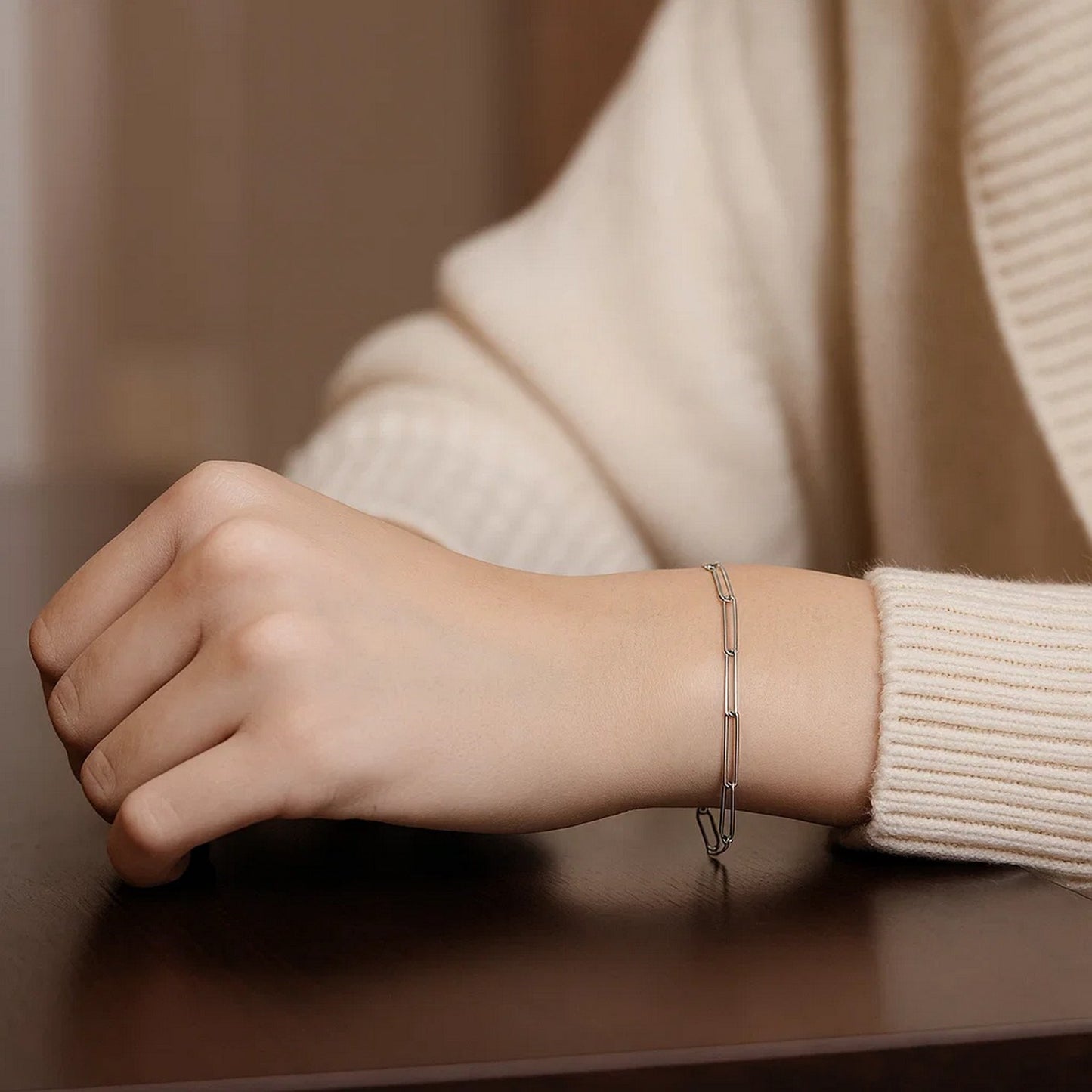 14k White Gold Wire Paperclip Bracelet  (2.70 mm)