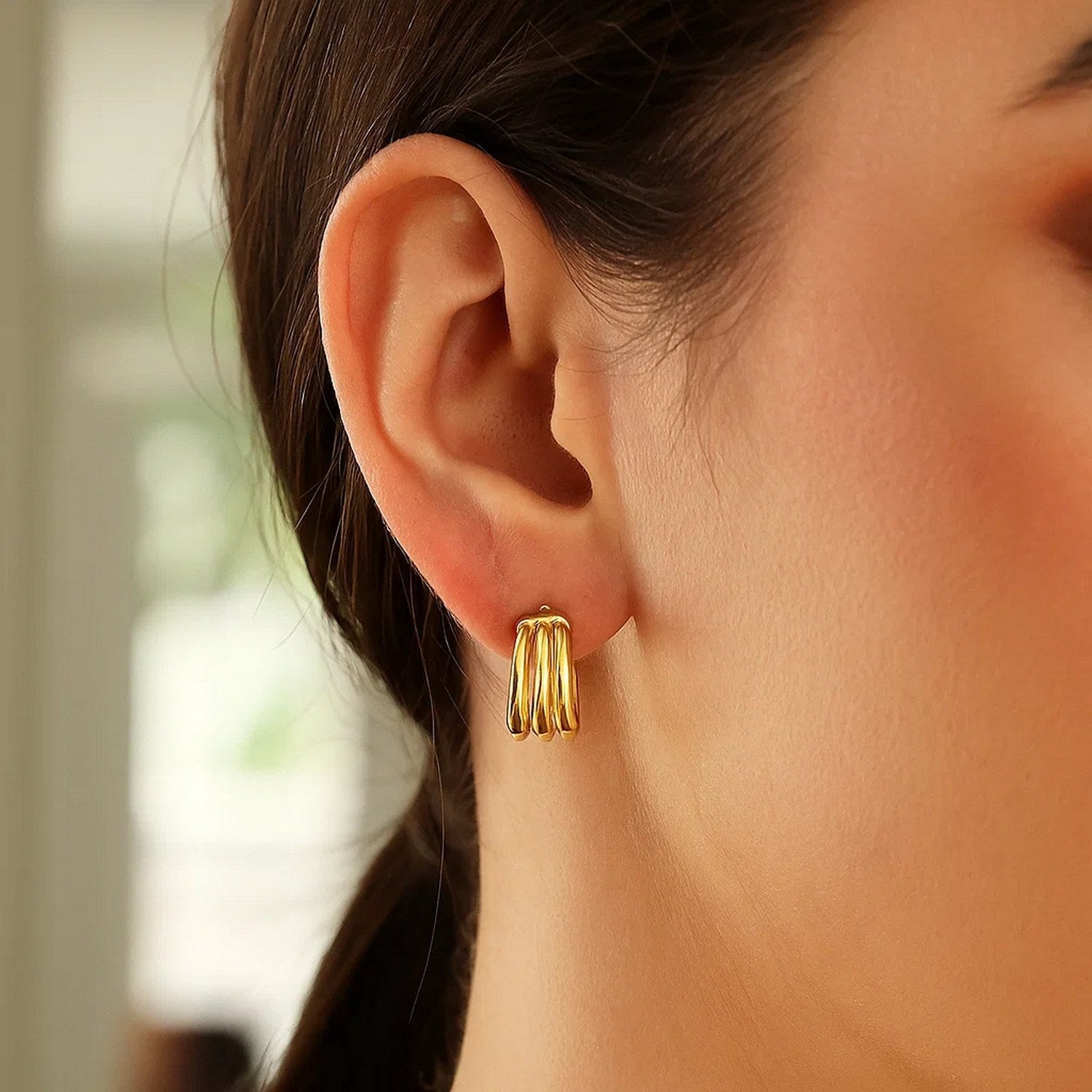 14K Yellow Gold Large Triple Row Hoop Earrings (15.00 mm)