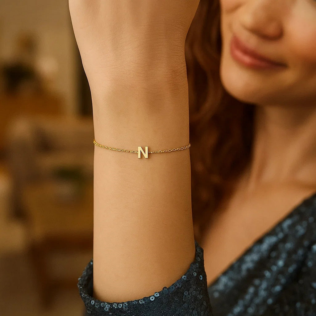 14K Yellow Gold Women's Mini Initial N Bracelet – 7 Inches – 14K Gold
