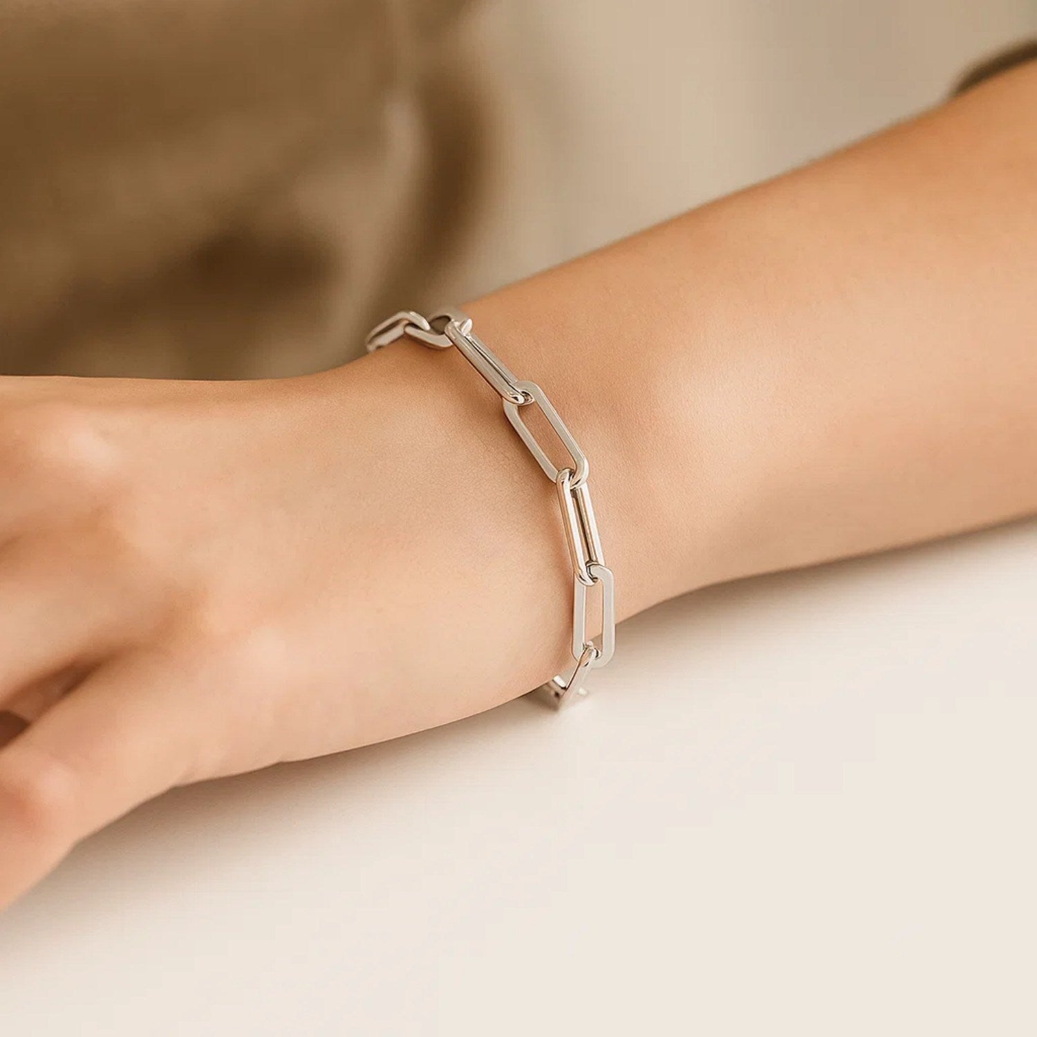14K White Gold Extra Wide Paperclip Chain Bracelet – 6.10mm, 7.5 Inch
