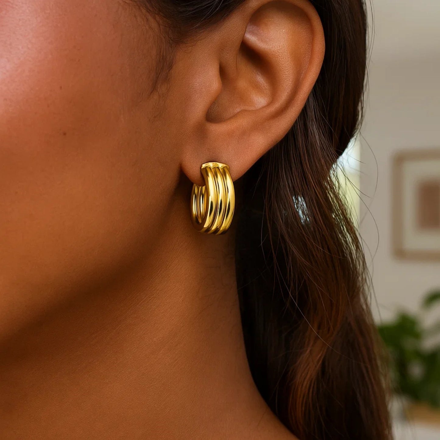 14K Yellow Gold Triple Row Oval Hoop Earrings (17.00 mm)