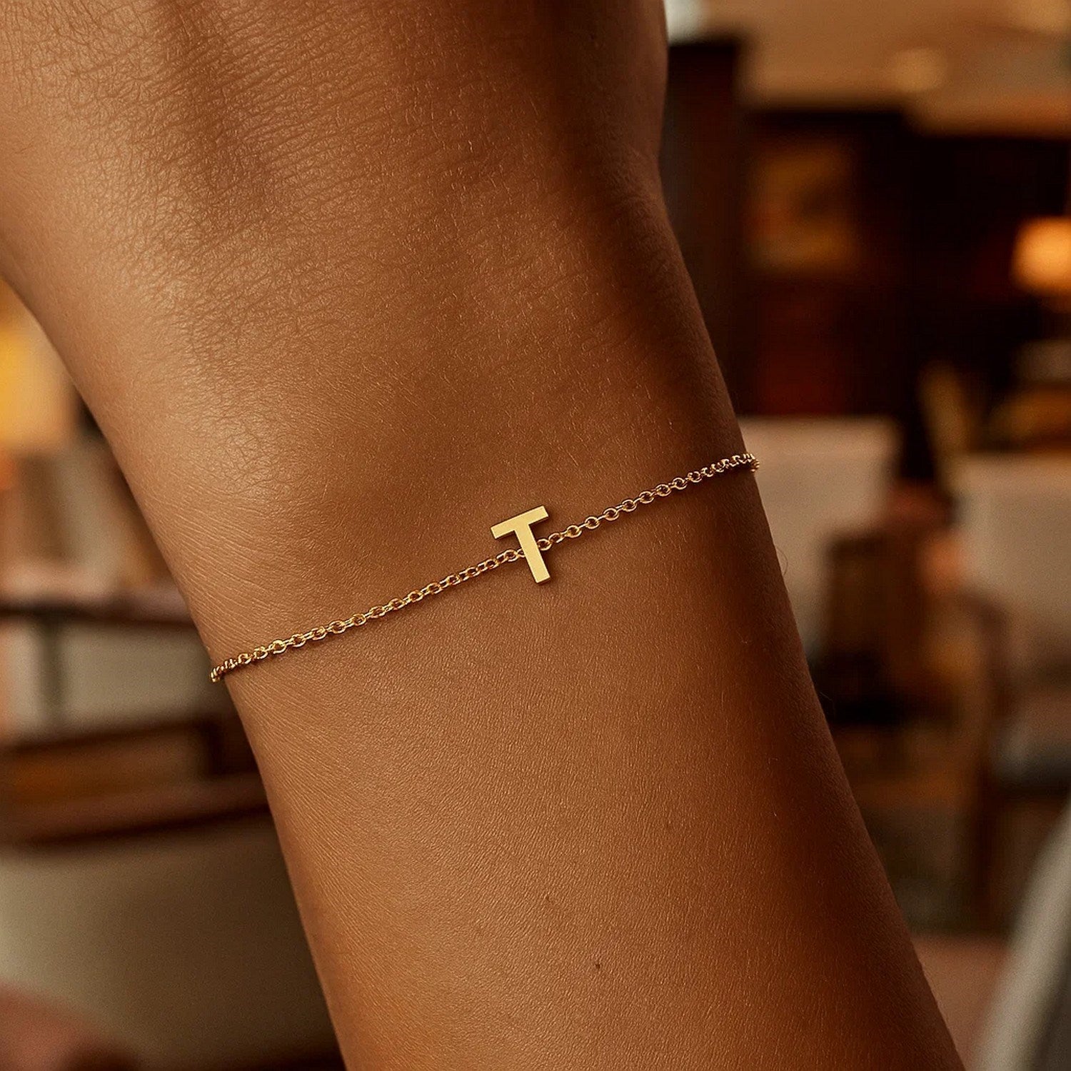 14K Yellow Gold Women's Mini Initial T Bracelet – 7 Inches – 14K Gold