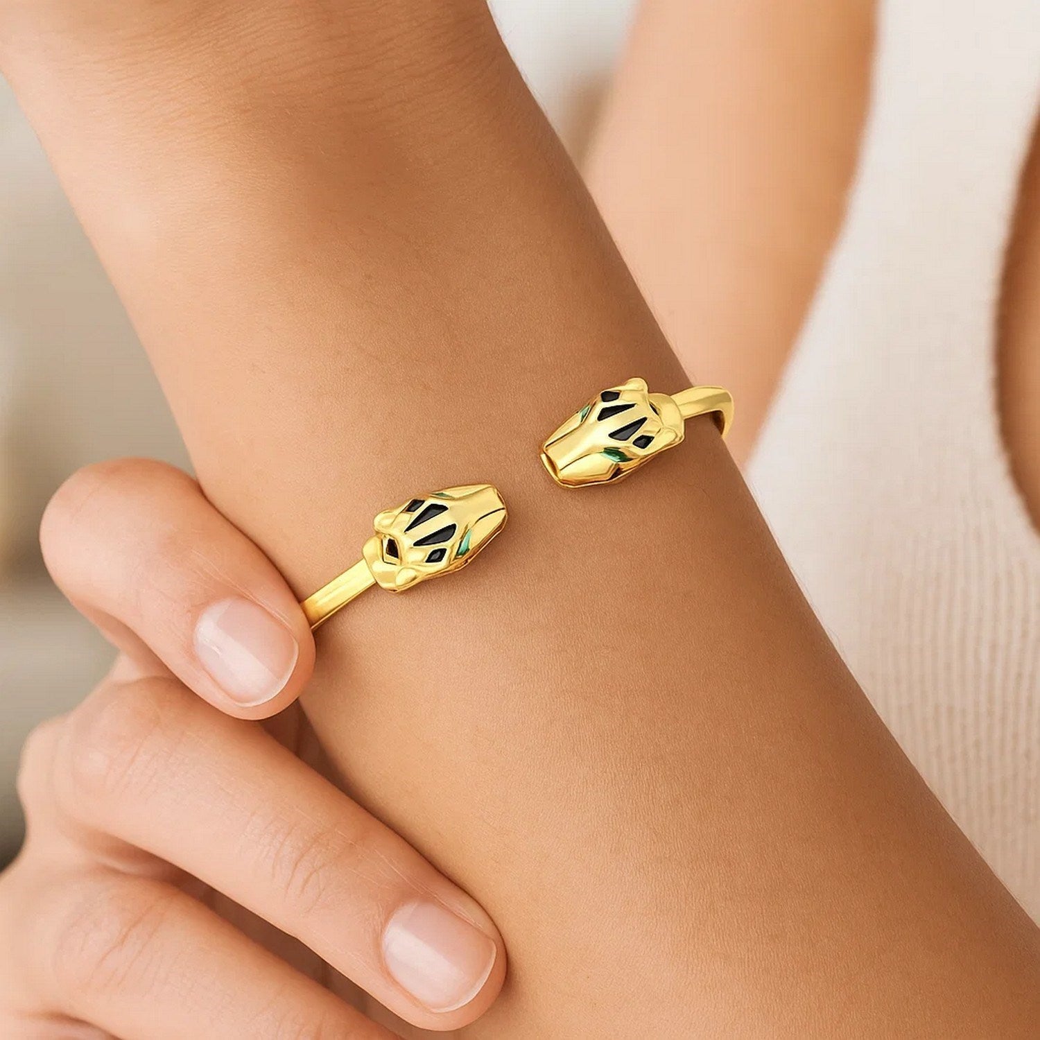 14K Yellow Gold Women's Panther Bangle – 3.00mm – 14K Gold