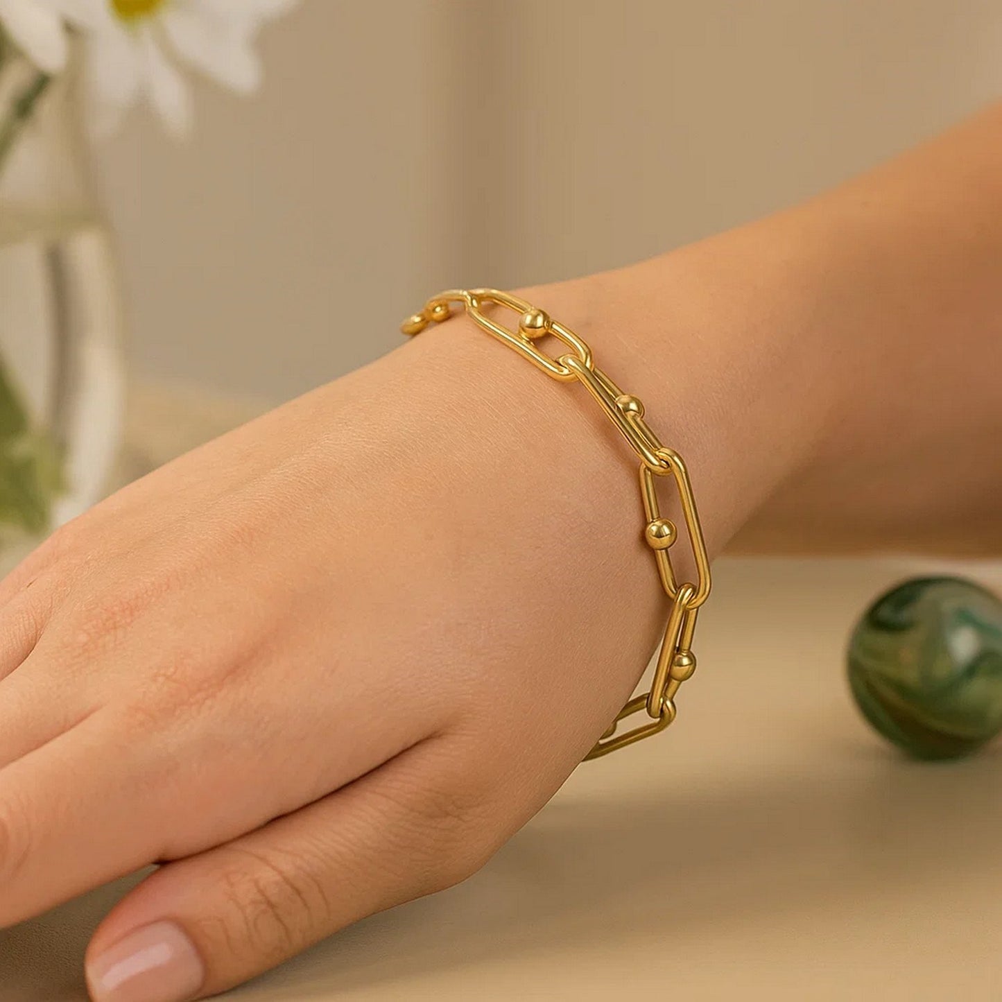 14K Yellow Gold Beaded Oval Link Chain Bracelet (7.20 mm)