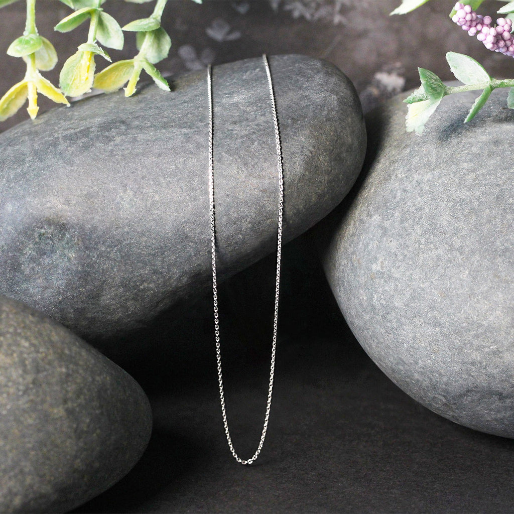 14K White Gold Cable Link Chain Necklace (0.50 mm) – 18"