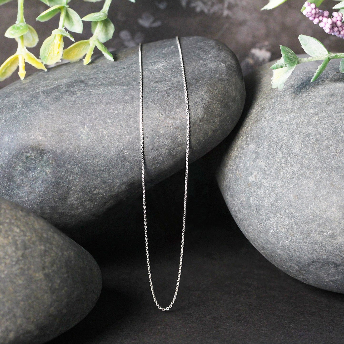 14K White Gold Cable Link Chain Necklace (0.50 mm) – 18"