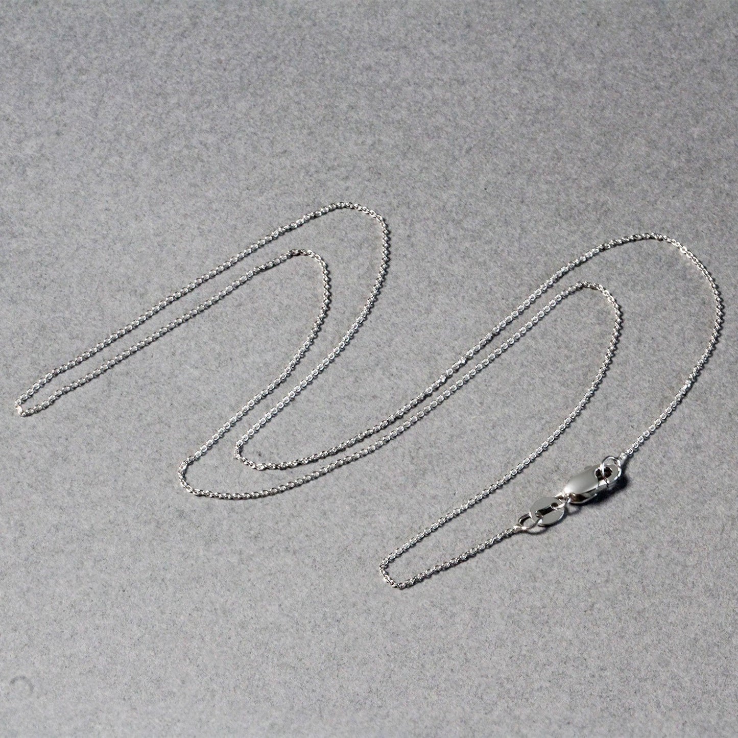 14K White Gold Cable Link Chain Necklace (0.50 mm) – 18"